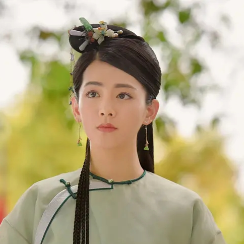 学姐张芷若